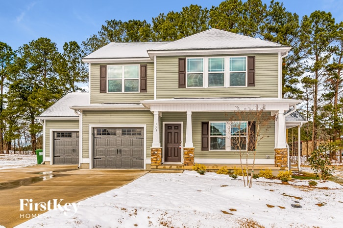 Primary Photo - 135 Hillview Dr