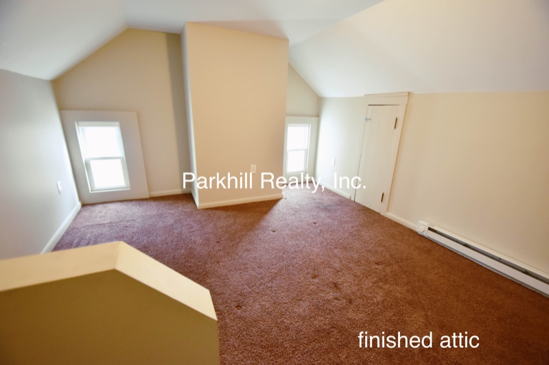 Building Photo - 508 Broad St