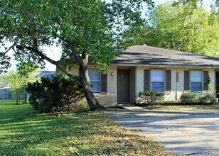 Building Photo - 3608WE