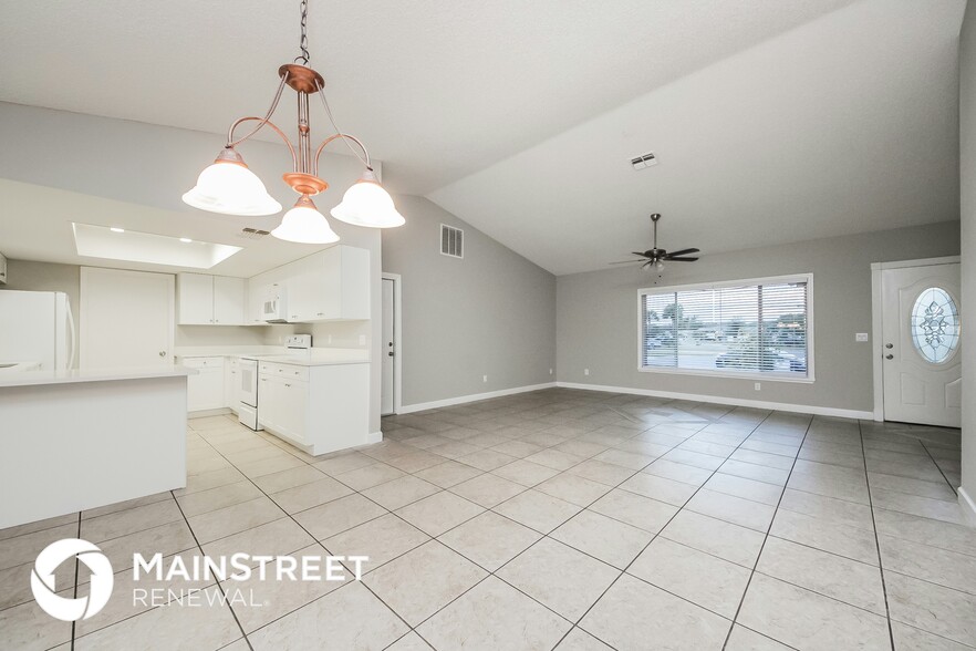 Building Photo - 516 Elkwood Ct