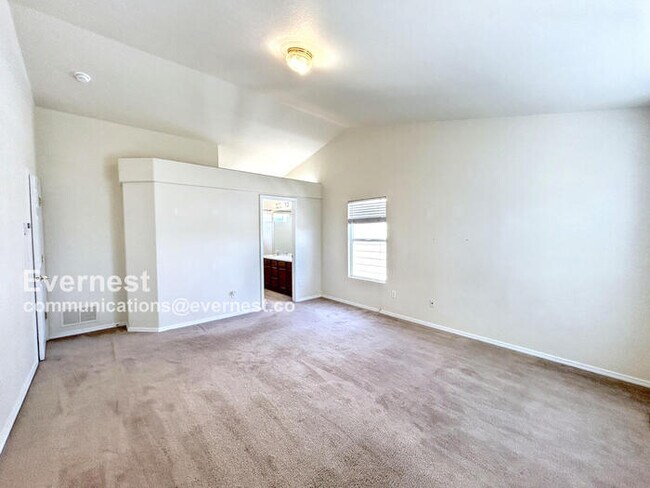 Building Photo - 7324 Edgebrook Dr