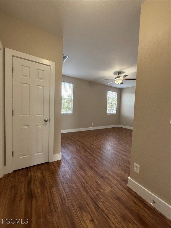 Building Photo - 8689 Spring Mountain Way