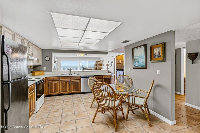 Building Photo - 403 Jimmy Buffett Mem Hwy