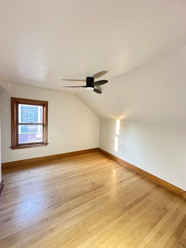 Building Photo - 3470 N Newhall St