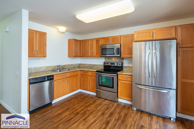 Building Photo - 91-1035 Kamaaha Ave. #1703