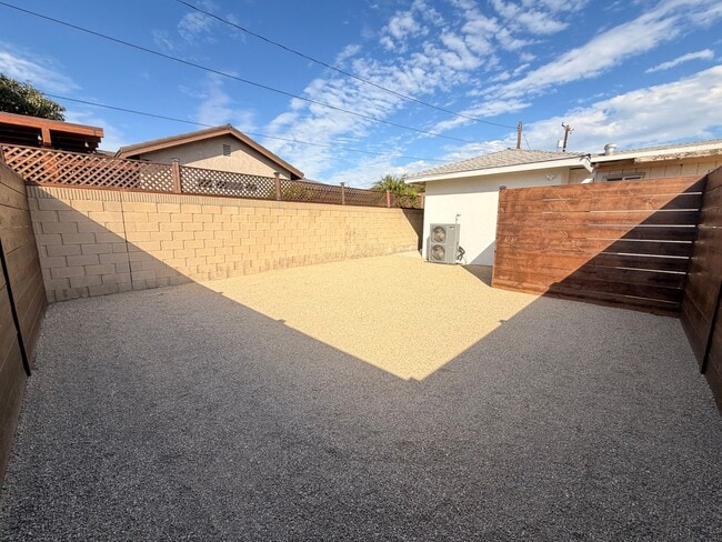 Building Photo - Beautiful 4 Bedroom Cypress House For Rent-Completely Remodeled!