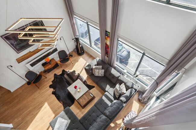 Building Photo - Atlantic Station Luxury