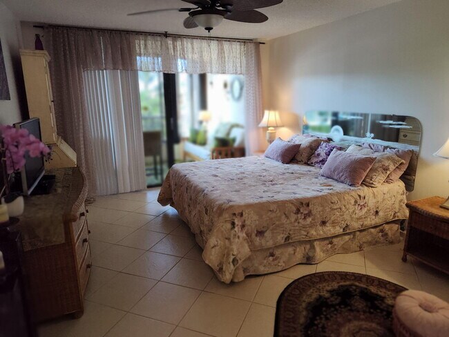 Building Photo - 2400 S Ocean Dr