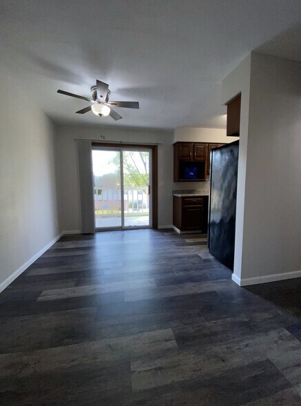 Building Photo - 2933 Cimarron Trl
