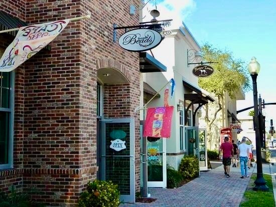 Building Photo - 1490 San Helen Dr