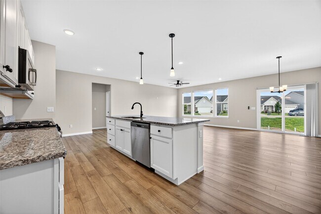 Building Photo - 138 Rhythm Point Dr