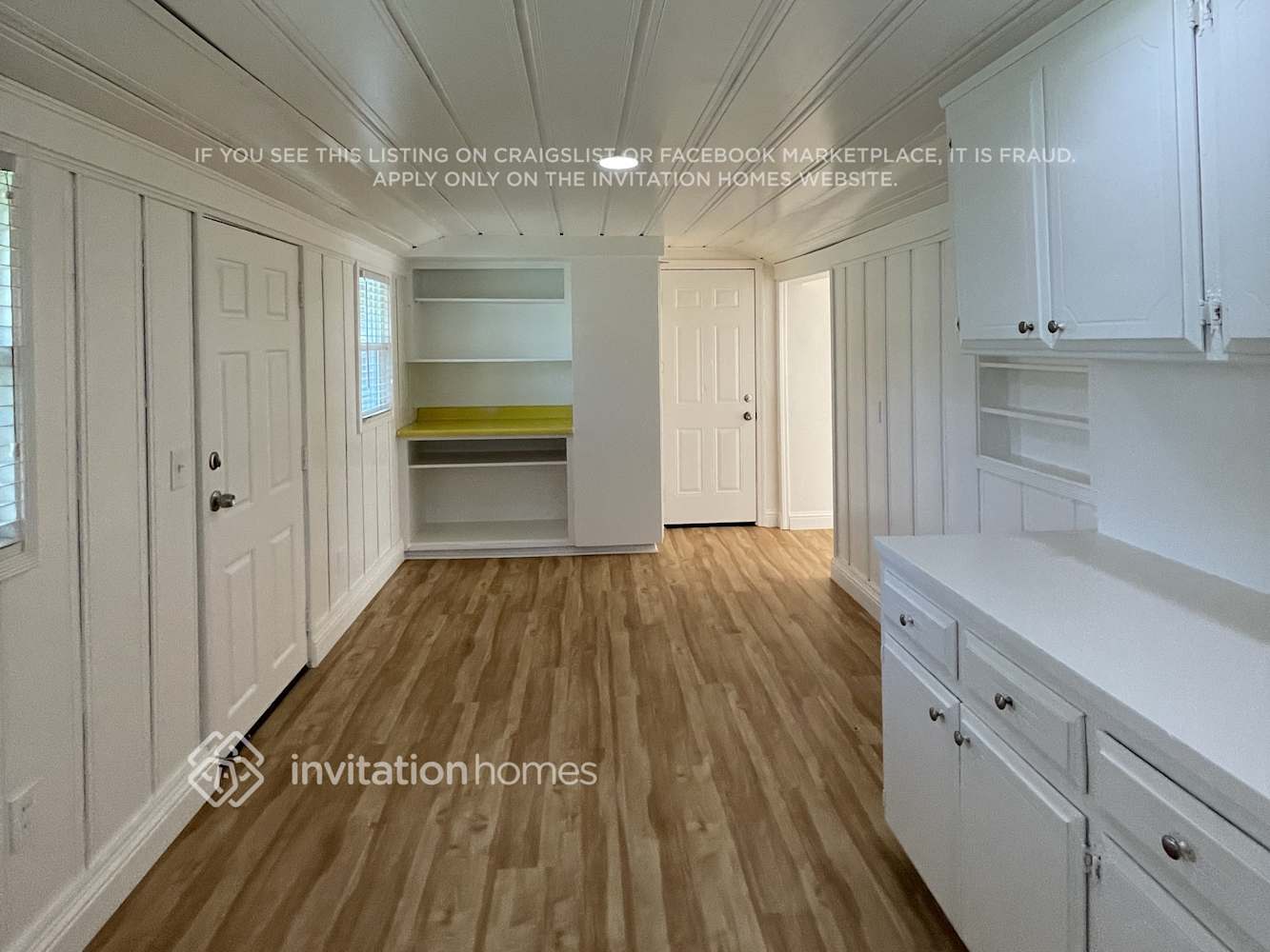 Building Photo - 3096 Yellowstone Ln