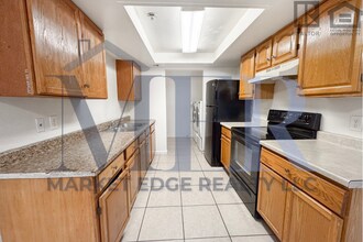 Building Photo - 2Bed/2Bath Townhome at Indian School/67th Ave! $199 MOVE-IN SPECIAL! Ready for Immediate Move-In!