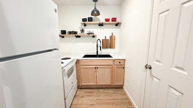 Building Photo - The Graduate Apartments