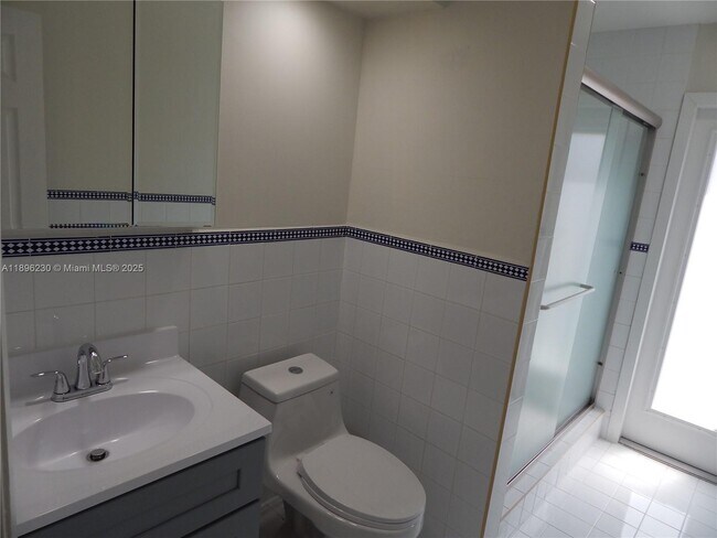 Building Photo - 11530 SW 92nd St