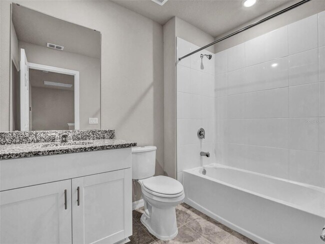 Building Photo - 743 Legacy Dr
