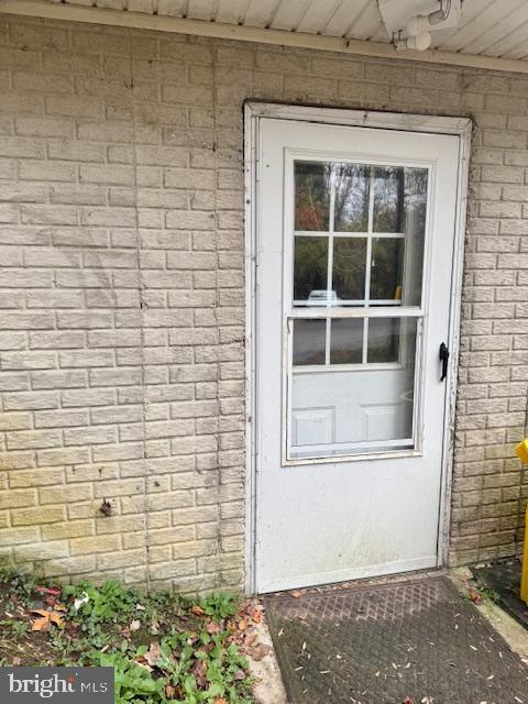 Building Photo - 915 N Forest Trail