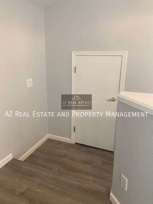 Building Photo - 7465 W Denaro Dr