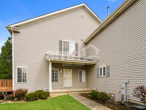 Building Photo - 1064 Castleshire Dr