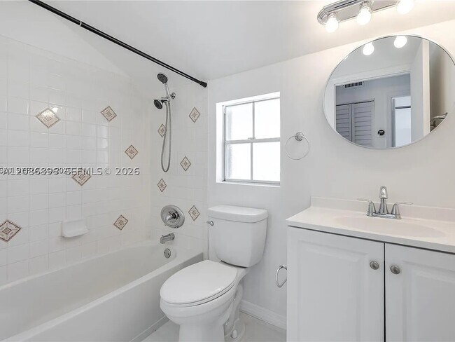 Building Photo - 5800 Rambler Rose Way