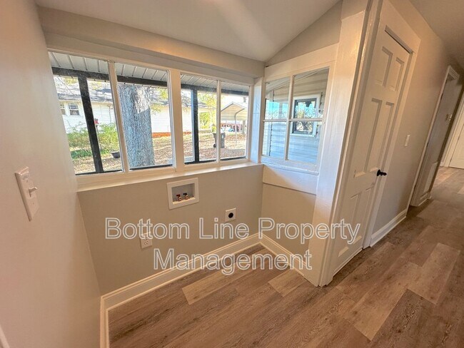 Building Photo - 51 Ashlyn Dr SE