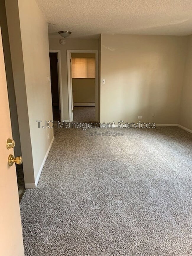 Building Photo - 970 N Downing St
