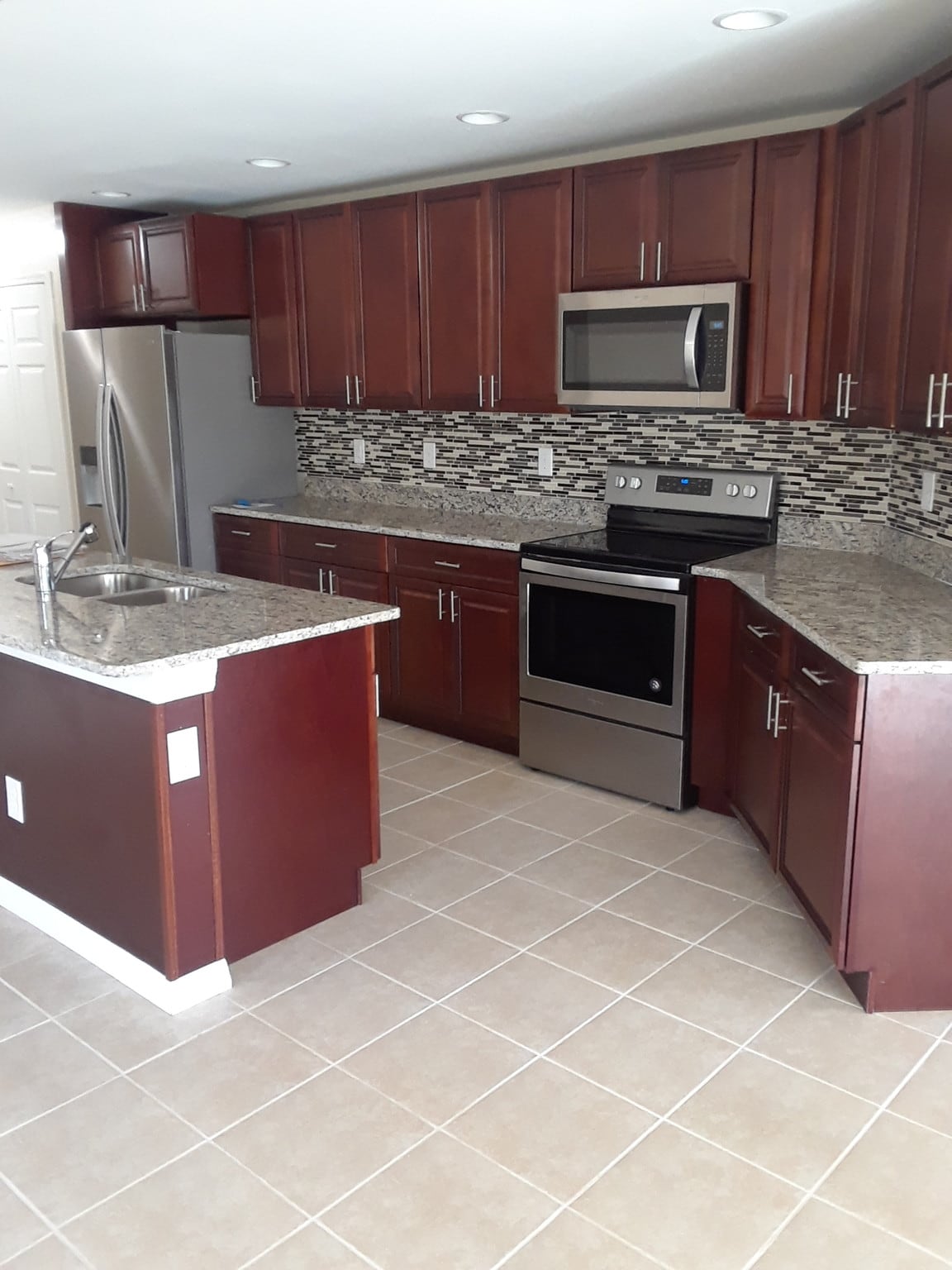 Building Photo - 1065 Bismarck Rd