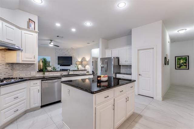 Building Photo - 10501 Old Dawson Ct