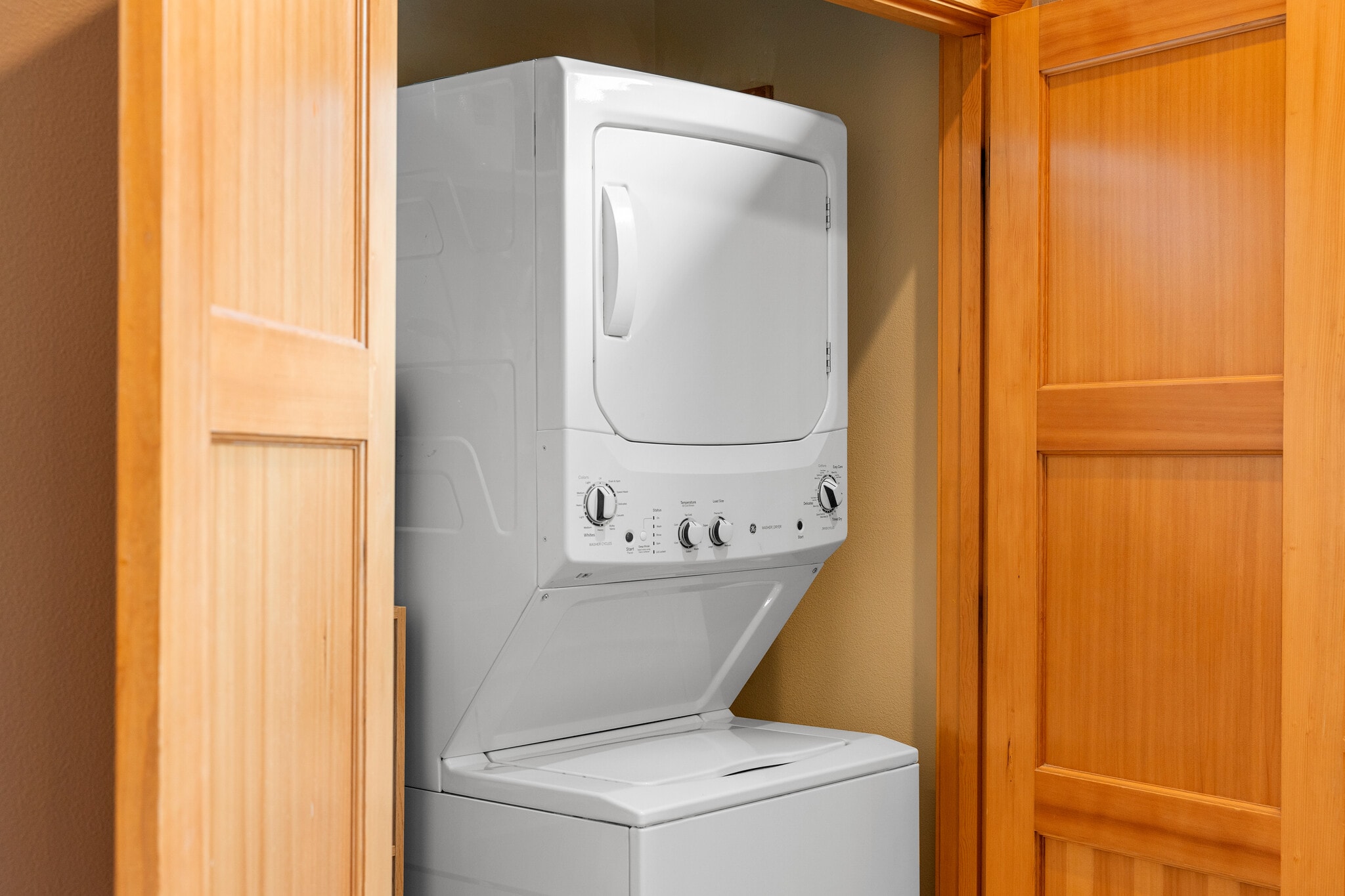 Building Photo - 2537 NW Upshur St