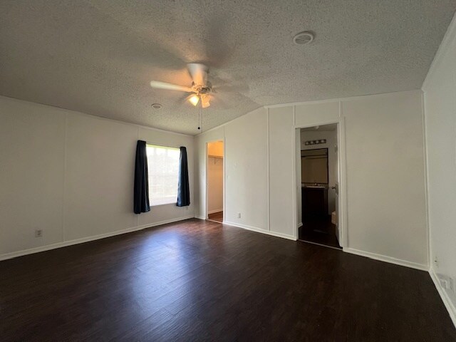 Building Photo - 1405 Harper Dr