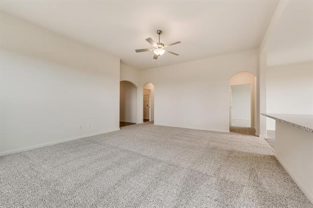 Building Photo - 833 Serena Dr