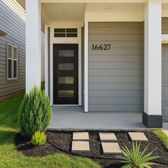 Building Photo - 16627 Oasis Mdw Ln