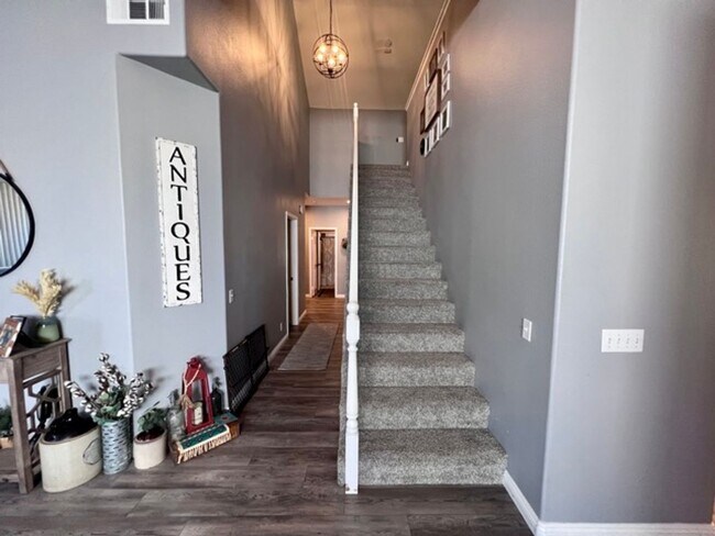 Building Photo - Beautifully upgraded 4 bedroom Murrieta home!