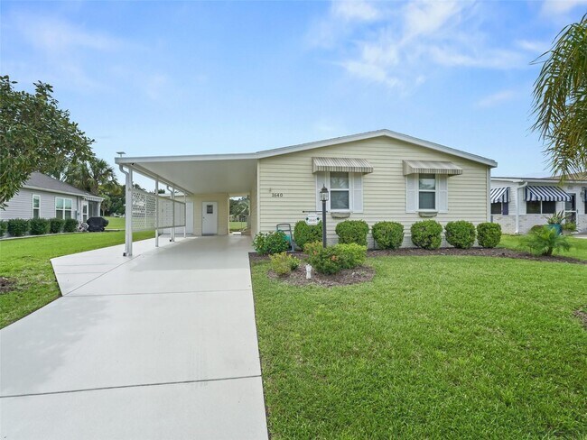 Primary Photo - 1640 Magnolia Ave