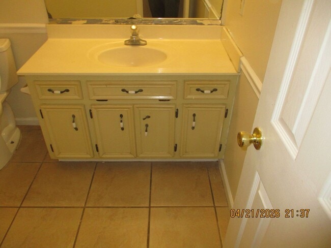 Building Photo - 103 Acacia Ct