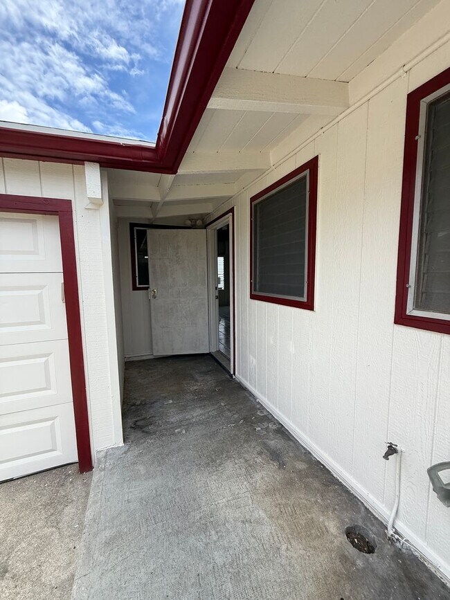 Building Photo - Single family home in Hawaii Kai