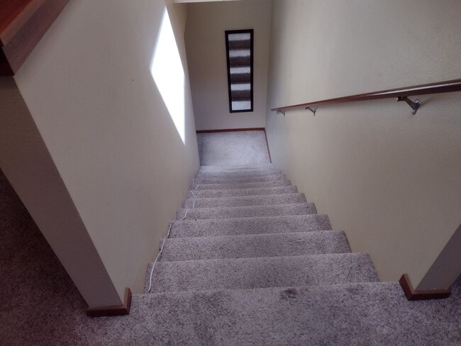 Building Photo - Five Bedroom House for Rent in Bellingham-...