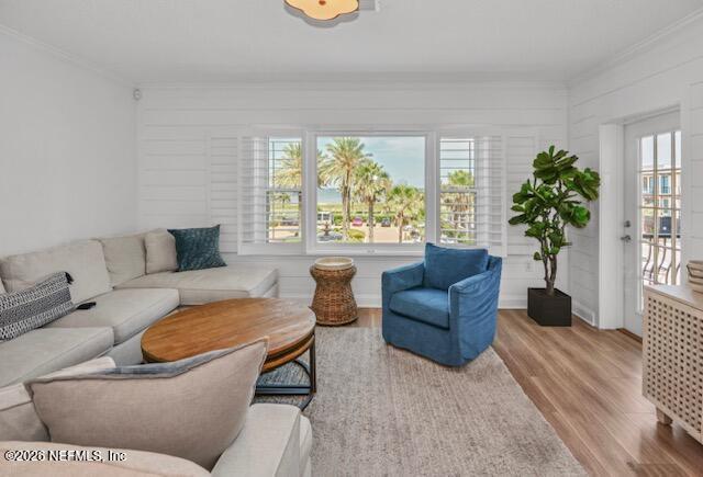 Building Photo - 922 1st St S