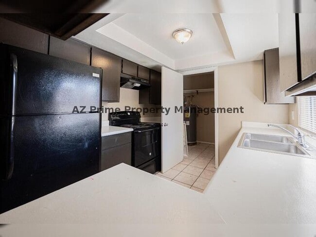 Building Photo - 6944 W Monterosa Cir