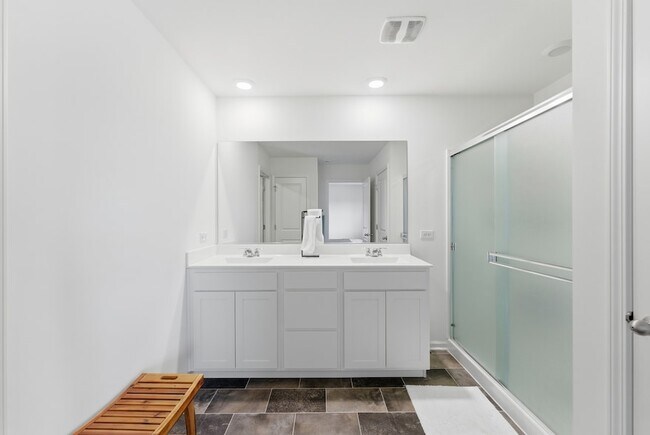 Building Photo - 25424 W Cerena Cir