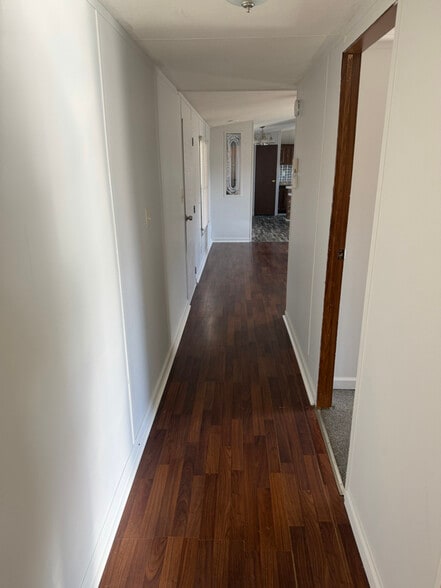 Building Photo - 209 John Way