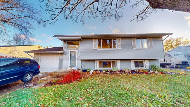 Primary Photo - 3801 Adell Rd