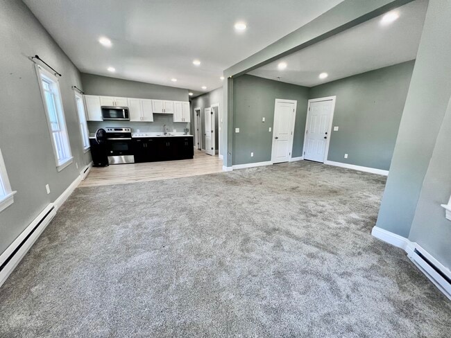 Building Photo - 5 Providence St