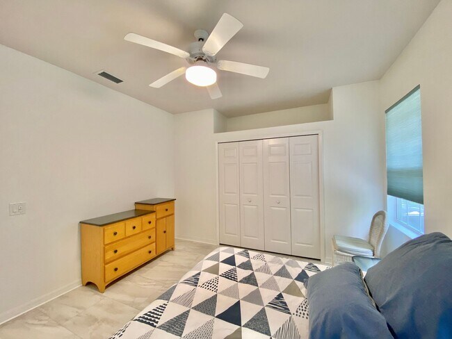 Building Photo - Renovated Haile Plantation Home – Move-In ...