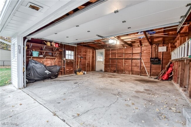 Building Photo - 5134 Harmony Ln