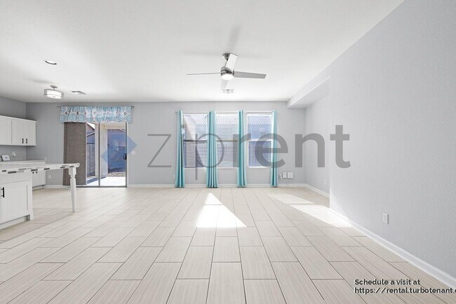 Building Photo - 45513 W Starlight Dr