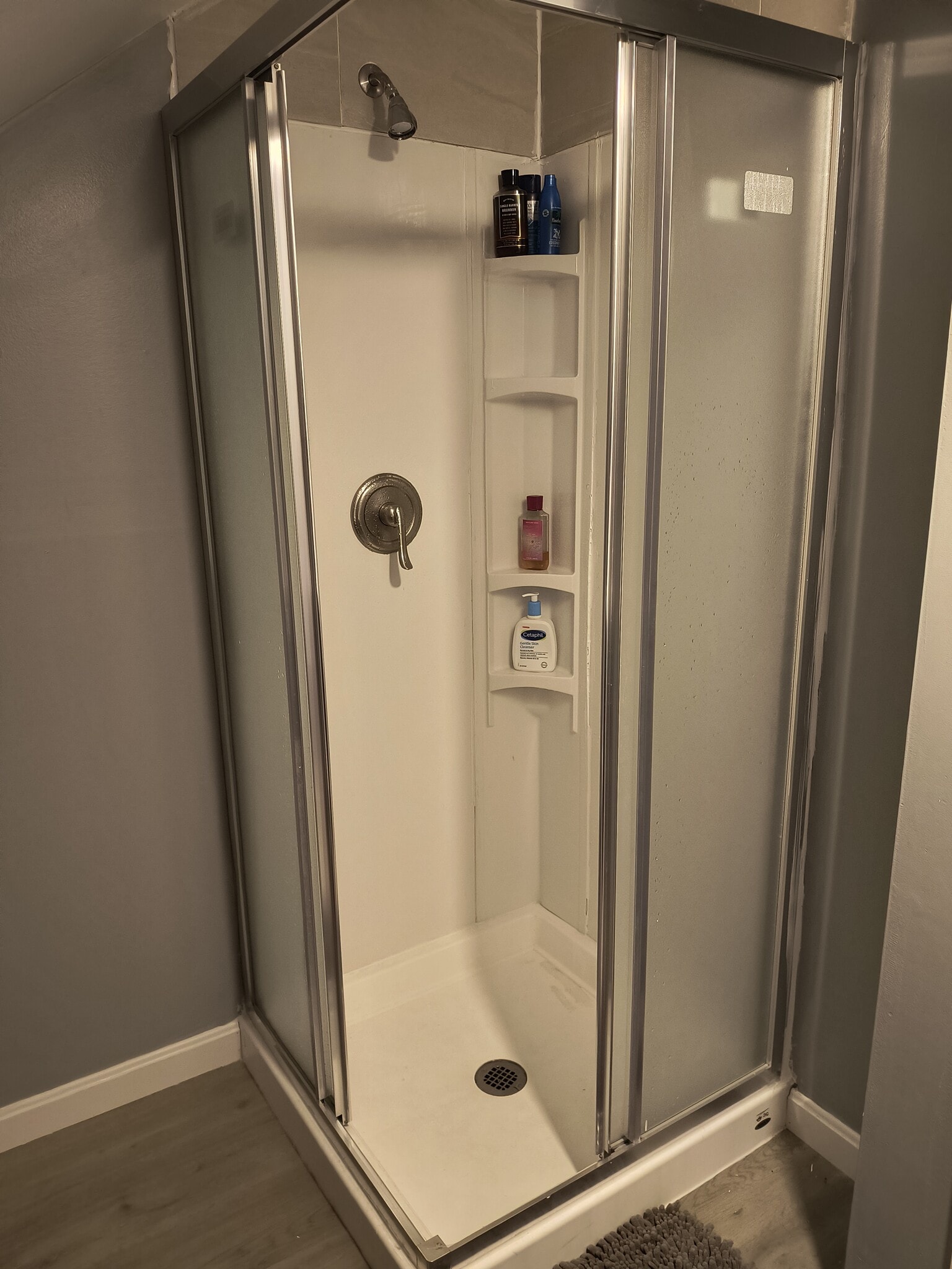 Building Photo - 161 Lynch St