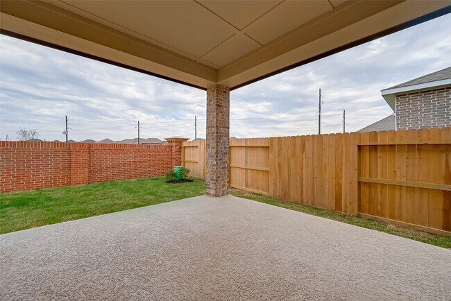 Building Photo - 10707 Deer Path Dr