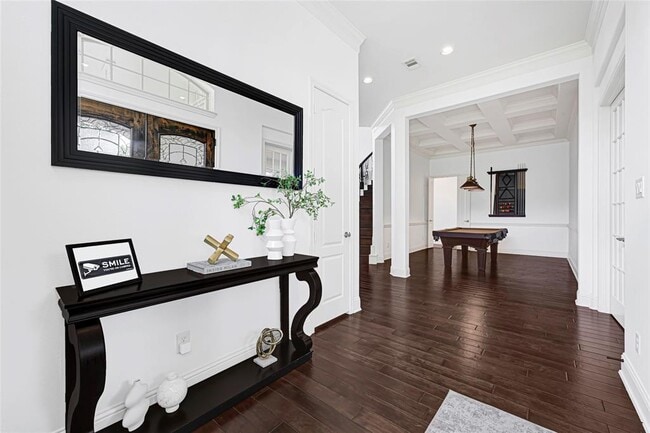 Building Photo - 19003 Cove Manor Dr