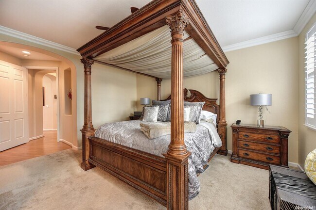 Building Photo - Immaculate Single-Story Home- in Roseville...